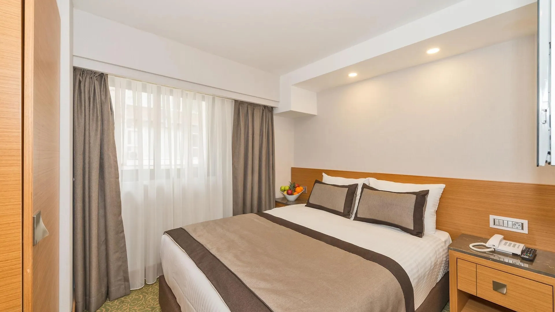 ****  Bisetun Hotel Istambul Turquie