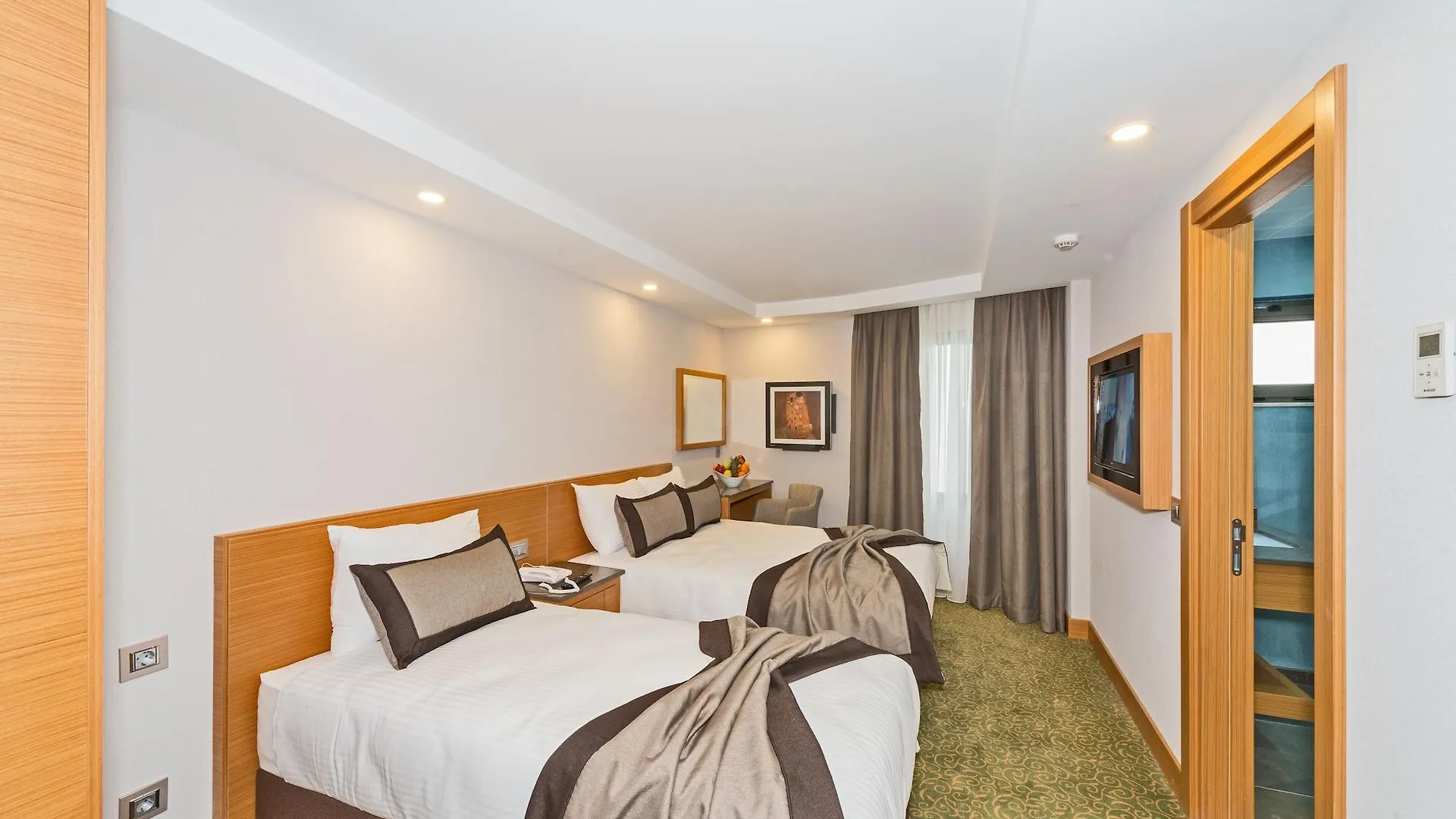 Bisetun Hotel Estambul 4*,