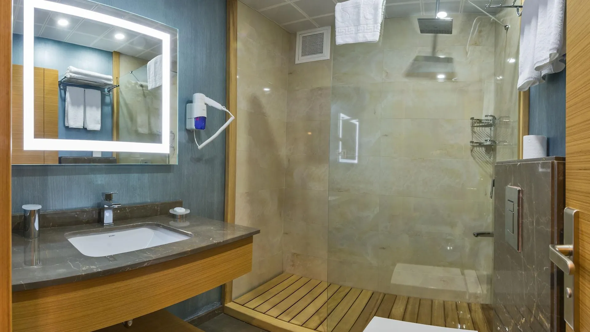 Bisetun Hotel Istambul