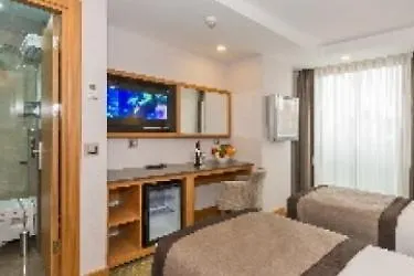 Bisetun Hotel Istambul 4*,