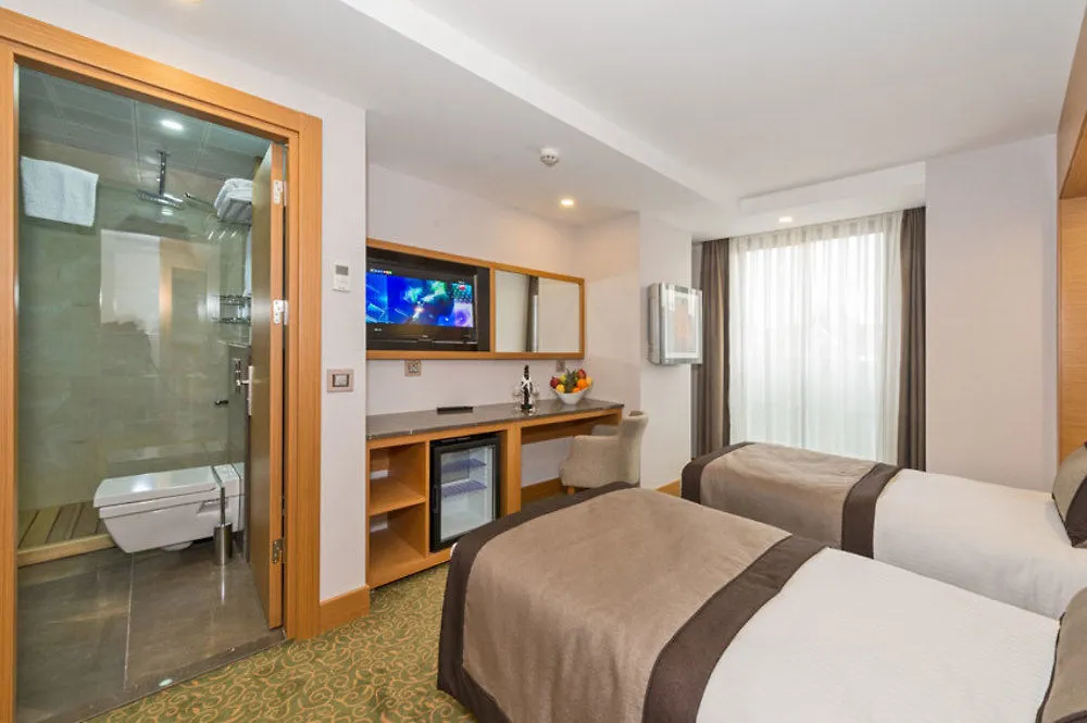 Bisetun Hotel Istambul 4*,